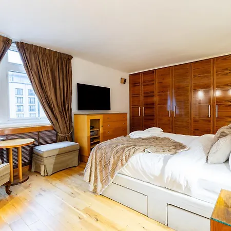 Mayfair Deluxe London