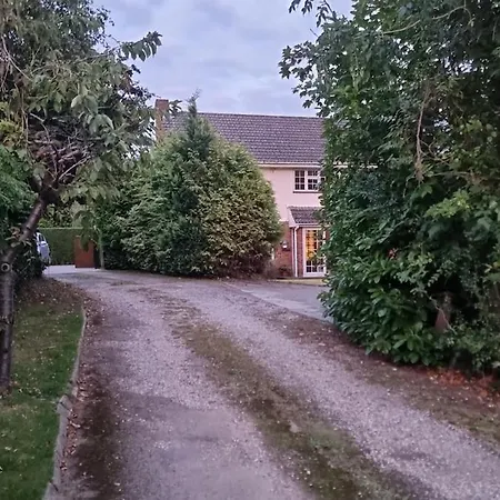 Holiday home Secluded 4 Bedroom House *
