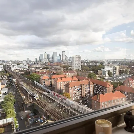 2 Bedroom East With Lovely Views Apartment