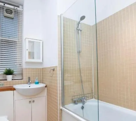 Chelsea Charm Radiant 3br Elegance London