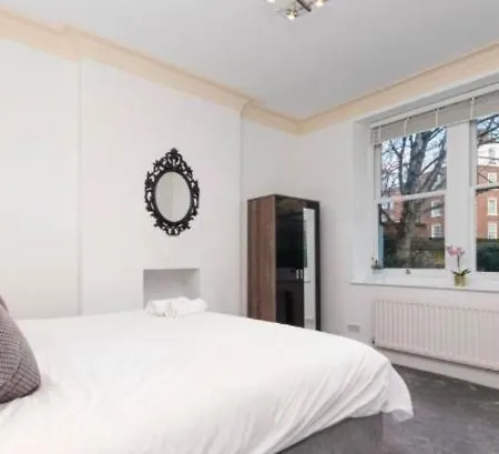 Chelsea Charm Radiant 3br Elegance London