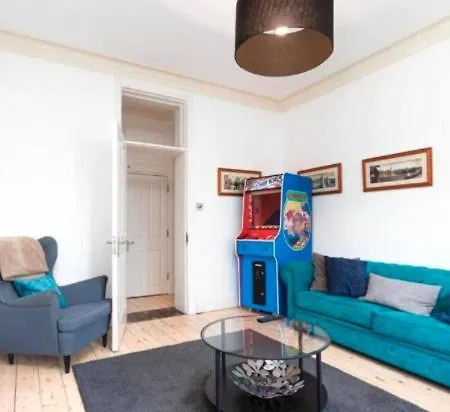Apartment Chelsea Charm Radiant 3br Elegance *