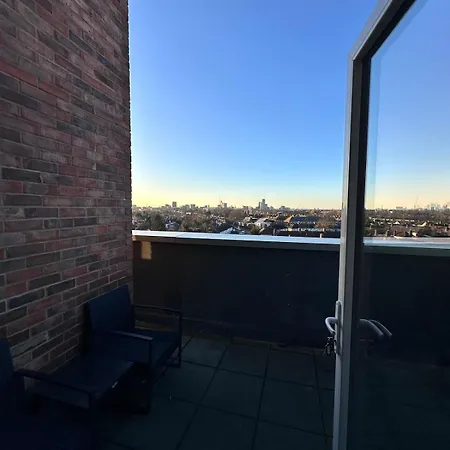 Beautiful 1 Bd Floor Terraced Apartment Barking (Greater London)