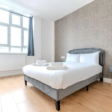 Full Kitchen-strategic Location-spacious Flat