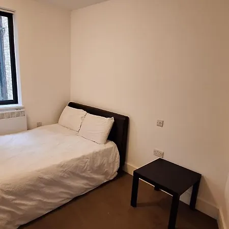 Cozy En-suite In In Shared Flat