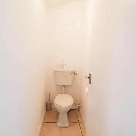 Stylish 3-bedroom Maisonette In Clapham Apartment London