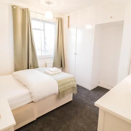 Apartment Stylish 3-bedroom Maisonette In Clapham