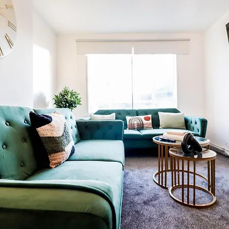 Apartment Stylish 3-bedroom Maisonette In Clapham London