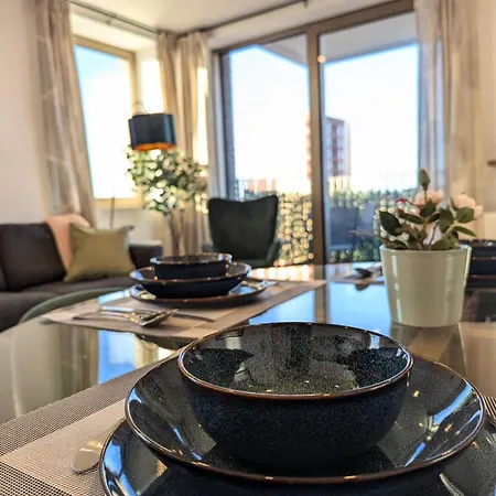 Apartment Hale Elite - 20 Min From *