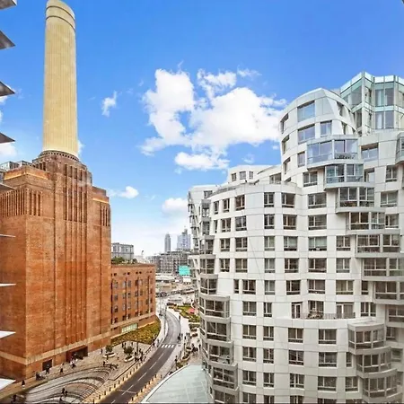 Spacious 3-bedroom With Stunning Battersea Views Apartment