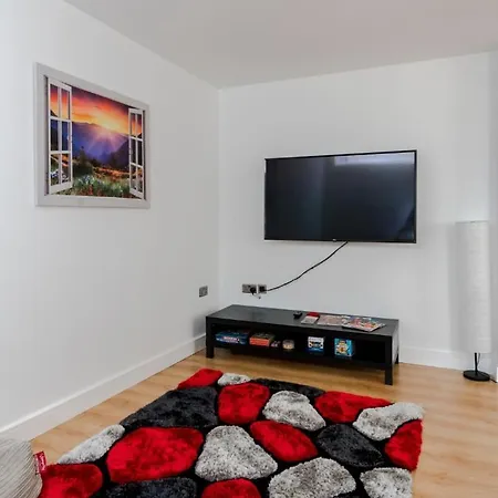 Luxury Hampstead Mews House, Close To Centre London