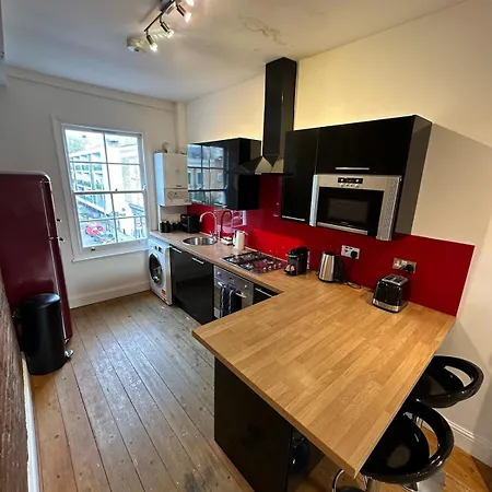 Kings Cross Cosy 2 Bedroom Flat Apartment