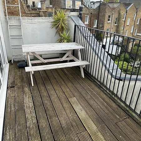 Kings Cross Cosy 2 Bedroom Flat Apartment *