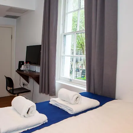 Putera Puteri Hotel 3*