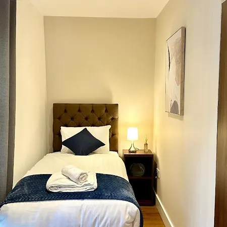 Putera Puteri Hotel