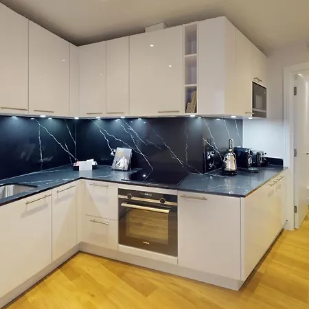 Aparthotel Cheval Harrington Court At South Kensington London