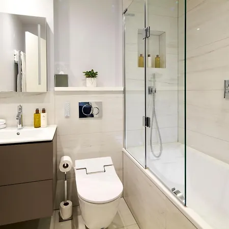 Cheval Harrington Court At South Kensington Aparthotel 4*