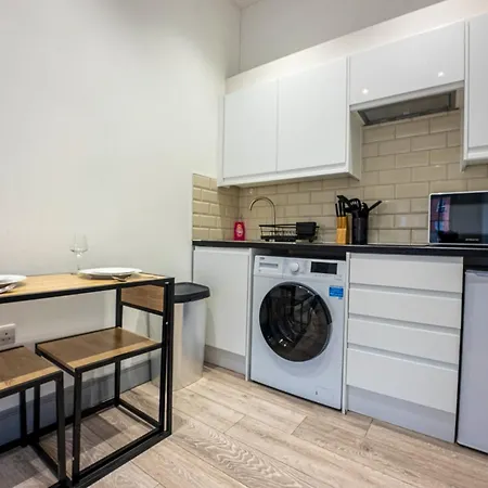 Stylish And Cozy Flats Londres