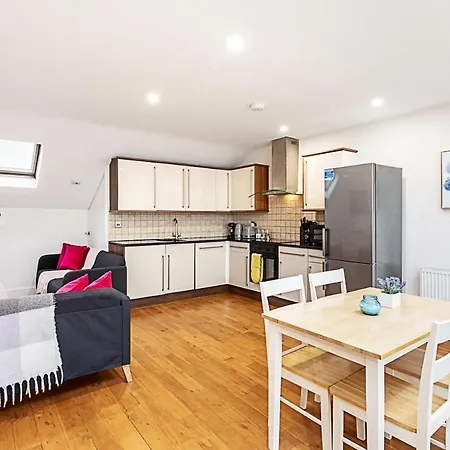 St Johns Hill Penthouse * London