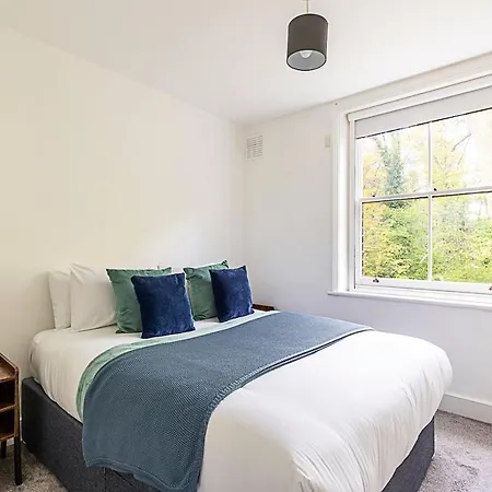 Stylish Hideaway Flat At Milton Park Highgate * London