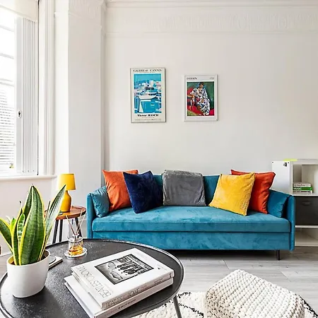 Stylish Hideaway Flat At Milton Park Highgate