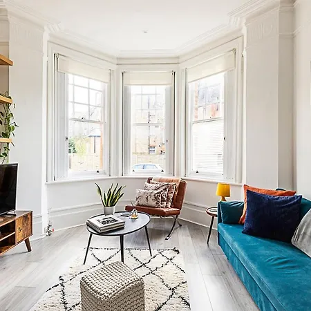 Apartment Stylish Hideaway Flat At Milton Park Highgate *