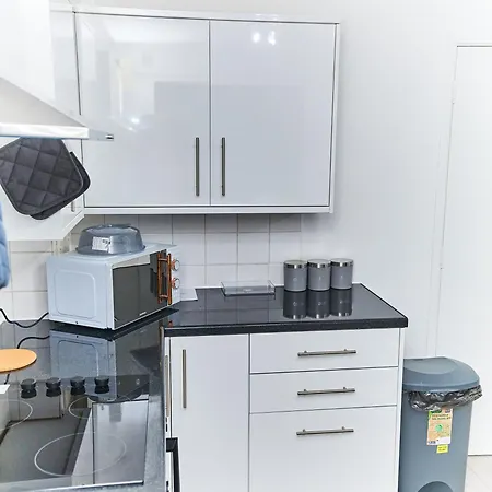 Apartment Emerald Haven 5 Star Proximity London