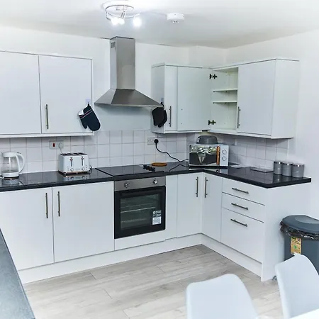 Emerald Haven 5 Star Proximity Apartment