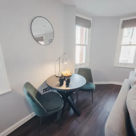 Stunning Soho Flat Ldn *