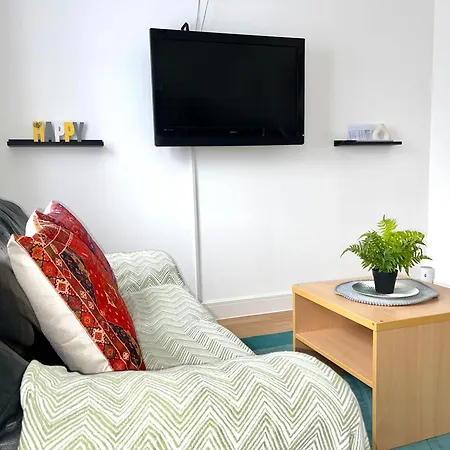 Crescent 1 Bed *