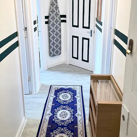 Juniper - 2 Bedrooms * London