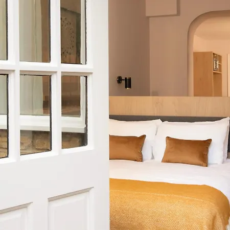 Bob W Holland Park Aparthotel 3*
