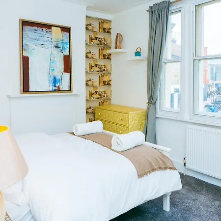 Cosy In Fulham Broadway London