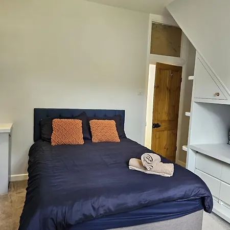 Apartment Modern 2br London With Private Garden Brentford
