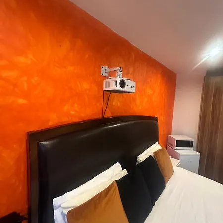 Guest house Old Street London
