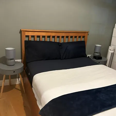 Forest Hill 1-bed 2 Mins Station Apartment *