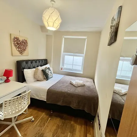 Euston Private Bedrooms 161 Flat3 Homestay London