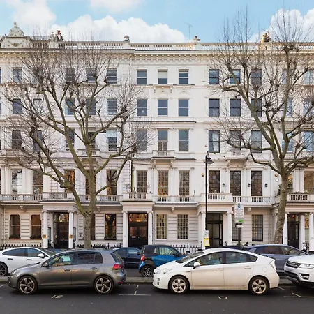 Modern Two Bed Two Bath Flat In Kensington - Knightsbridge * London