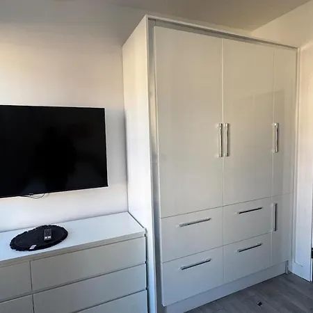Cosy 2 Bedroom