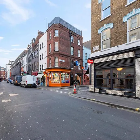 Stylish 2 Bedroom In The Heart Of Soho Gs5