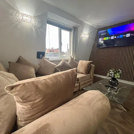Stylish 2 Bedroom In The Heart Of Soho Gs5