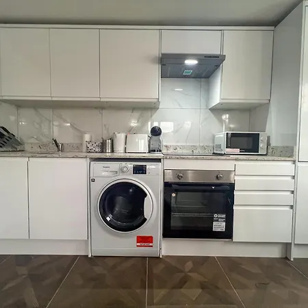 Stylish 2 Bedroom In The Heart Of Soho Gs5 *