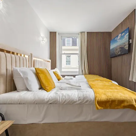 Apartment Chic Soho Stylish In The Heart Of London! 4 London