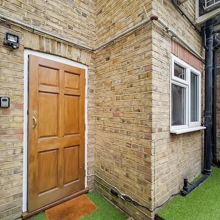 Indipendent Flat With Patio * Greenford (Greater London)