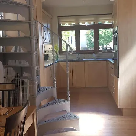 Quadrantopia Apartment