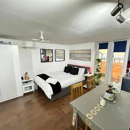 Cozy Modern In The Heart Of *