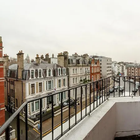 Ultra Luxury 3 Bedrooms Flat In Hyde Park *