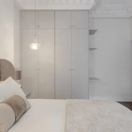 Ultra Luxury 3 Bedrooms Flat In Hyde Park London