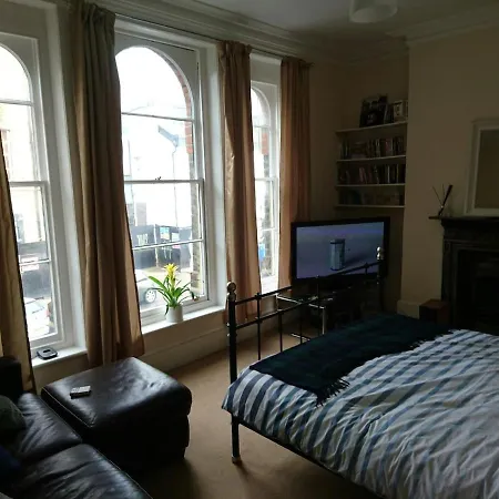 Style Boutique Double In Primrose Hill * London