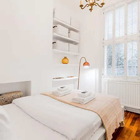 Charming 1br Flat In Notting Hill, 7 Minutes Tube Apartment